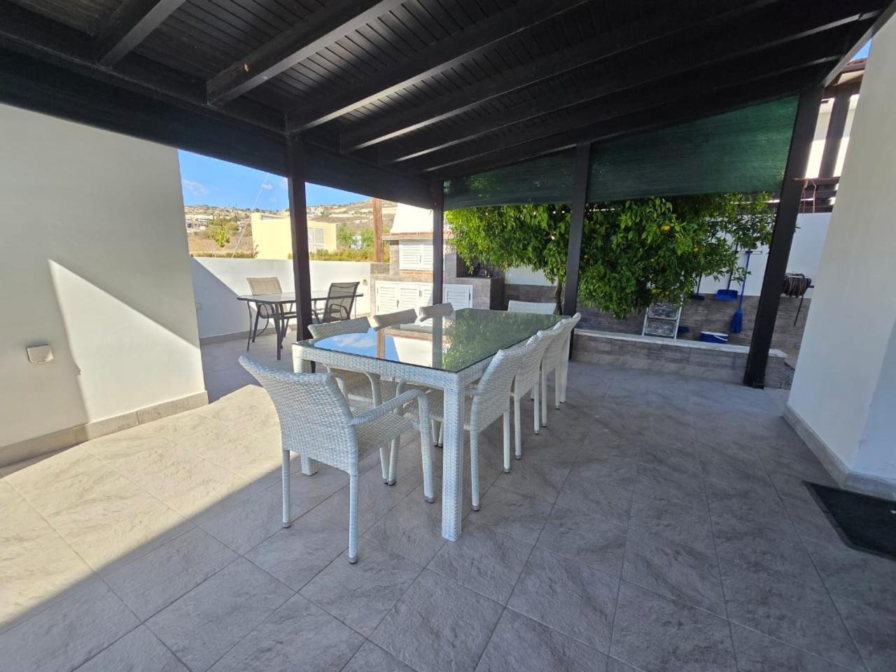 Michael Angelo Villa Paphos Exterior foto